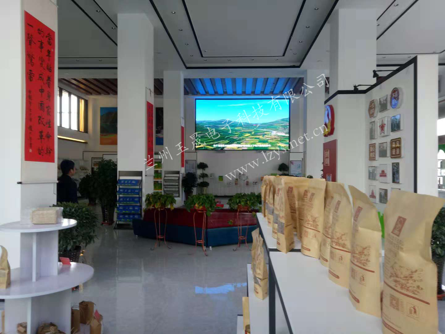 臨潭室內(nèi)P2.5全彩完工